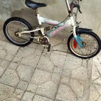 دوچرخه ۱۶ کمکی