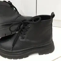 بوت  ساق کوتاه