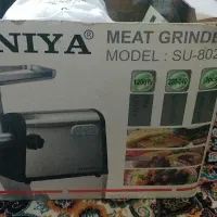 چرخ گوشت suniya نو در انبار بوده مناسب استفاده