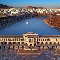 چهارباغ بالا/ سه خوابه/تک واحدی/ محله دنج و لوکس