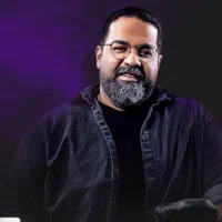 بلیت کنسرت رضا صادقی زیر قیمت