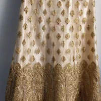 لباسها ازسایز 42تا50 باقیمت مناسب