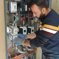 برق کاری و تعمیرات صنعتی و ساختمان