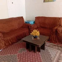 فروش مبل دست دوم همراه با میز و عسلی