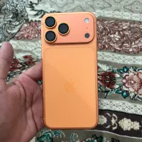 ایفون 17pomax
