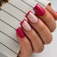 کاشت ناخن با متریال درجه۱