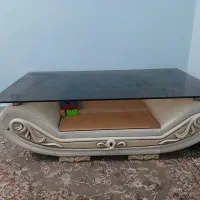 گل میز وسط مبل