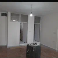 ۱۰۰ متری اداری تجاری بر خیابان