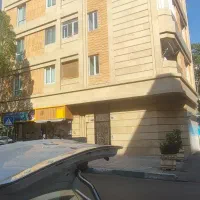 فوری زیر قیمت۱۳۰ متر ۳خواب تک واحدی در کلیم کاشانی