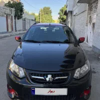 کوییک r قرمز مشکی