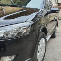رانا پلاس بی رنگ