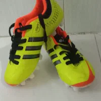 کفش استوک فوتبالی کاملانو