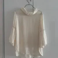 شومیز ساتن الیکس ابریشم رنگ صدفی تا ۴۶سایز میخوره