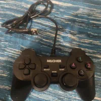 تعدادی بازی PS2و یک دسته کامپیوتر مچر