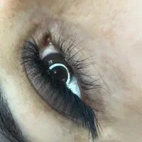 اموزش و خدمات تخصصی اکستنشن مژه و لیفت