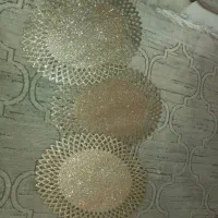 رومیزی طلایی