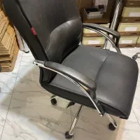 صندلی چرخ دار اداری