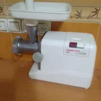 چرخ گوشت نیازمند تعمیر ۲۰۰۰۰۰۰