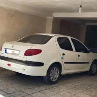 ۲۰۶ صندوق دار ۹۹ بی رنگ