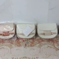 کیف های شیک قیمت باورنکردنی به علت جمع کردن انبار