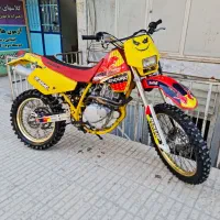 XR250 سوزوکی