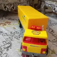 کامیون اسباب بازی