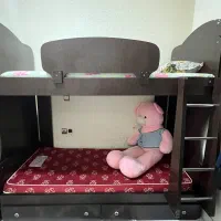تخت دو طبقه