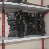 رگال  و دو آینه و آویز لباس
