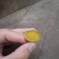 انگشتر عقیق زرد حکاکی شده