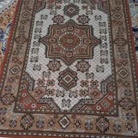 گلیم در یک نیم در یک نیم