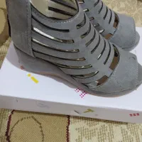 صندل دخترانه