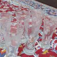 6 عدد لیوان به فروش می رسد