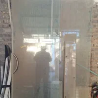 شیشه سکوریت و میز نهار خوری