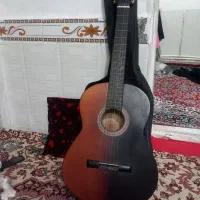 گیتار تمیز
