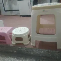 چهار پایه پلاستیکی