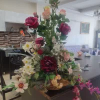 گل مصنوعی ساعت ایستاده حراج گزاشتم خیلی چیزهی