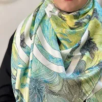 روسری قواره دار برند وارداتی