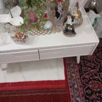 جلو‌مبلی و عسلی سه تیکه