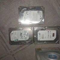 یه سری آداپتور وسایل کامپیوتر بیشتریاش نو