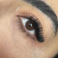 اکستنشن مژه در منزل شما