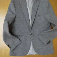 کت و شلوار ،جلیقه ،پیراهن  و کفش (مناسب ده سال)