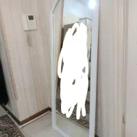 آینه قدی.‌