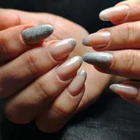 لاین تخصصی ناخن.ماندگاری بالا همراه باهدیه اختصاصی