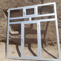 یک عدد پنجره آلومنیوم بفروش میرسد