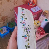 جامدادی دست دوز به همراه گلدوزی