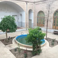 اقامتگاه سنتی جنب بازارخان