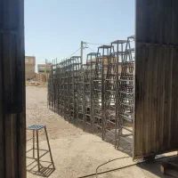 چهارپایه آهنی سبک ومحکم