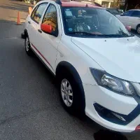 کوییک R سفید قرمز مدل ۱۴۰۵ خشک