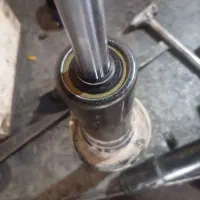 تعمیرات کمک فنر ها و استوک