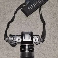 دوربین فوجی فیلم ایکس‌تی‌فور  FUJIFILM X-T4